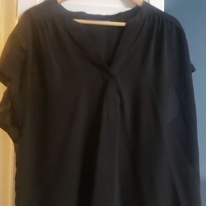 Short sleeve v neck blouse  worn once